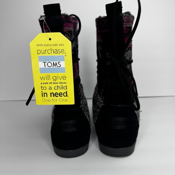 NWT TOMS Wmn Sz 9 Nepal Black Suede Tribal Aztec‎ Wool Boots Winter Vacation - Picture 5 of 9